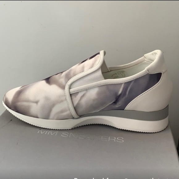 NEW MAX  MARA MM 30 Neutro Gray Floral Sneakers - Picture 2 of 8